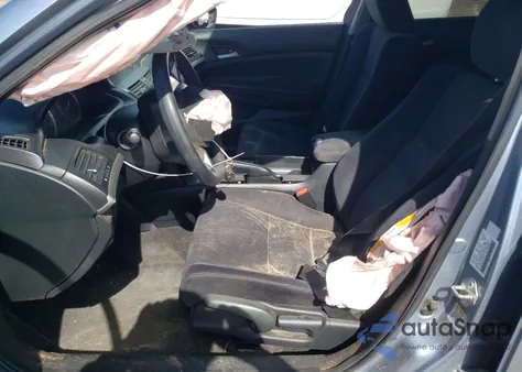 2011 Honda Accord Lx z USA, uszkodzony, nr VIN 1HGCP2F31BA135041